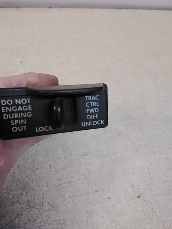 Freightliner OEM GTD 3270-12 Traction Control Swtich