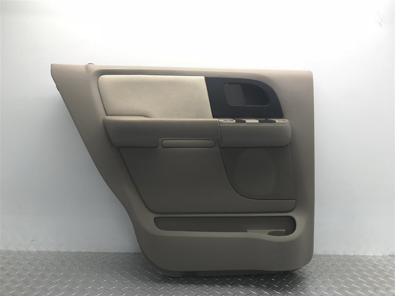2006 FORD EXPEDITION DRIVER REAR DOOR PANEL OEM