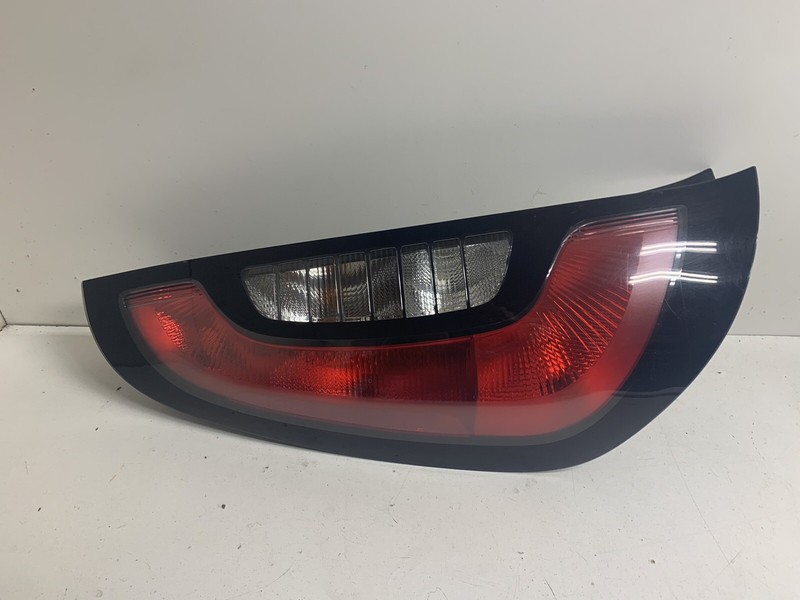 2014-2019 Kia Soul NON-LED Left Driver Tail Light Lamp Taillight Taillamp Oem