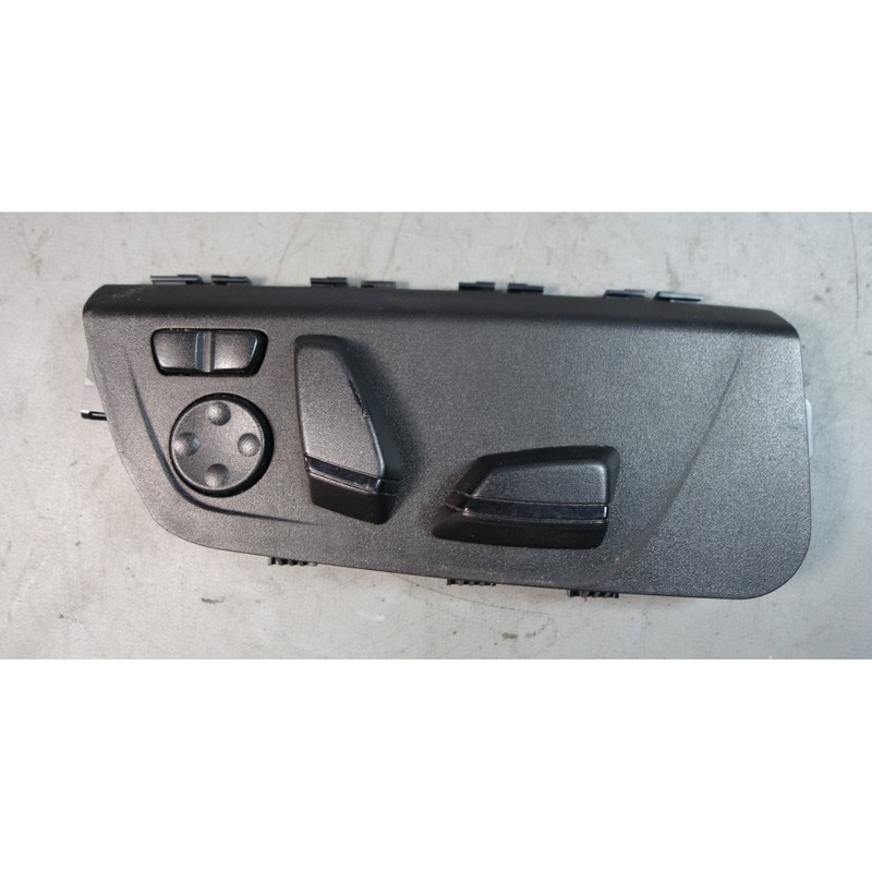 14-15 BMW F32 4-Series F22 Right Front Sports Seat Adjustment Switch Scratch OEM