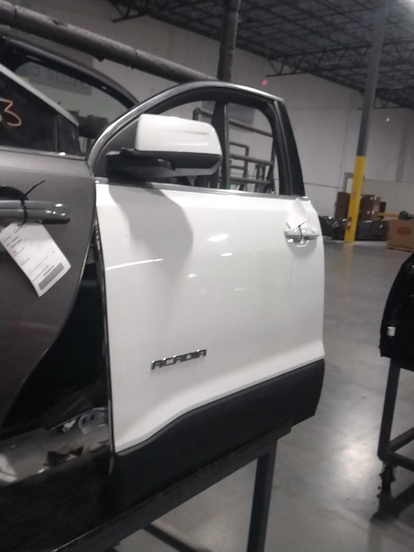2018 GMC Acadia Left Door White 647930 Used 4DR SUV 101K Miles