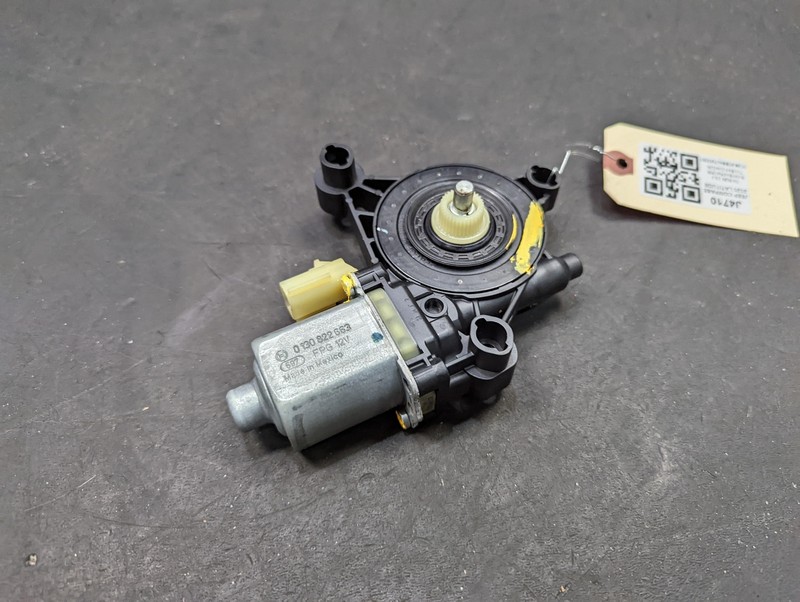 Rear Left Door Window Regulator Motor 2020 Jeep Compass 68292087AA 2017 - 2022