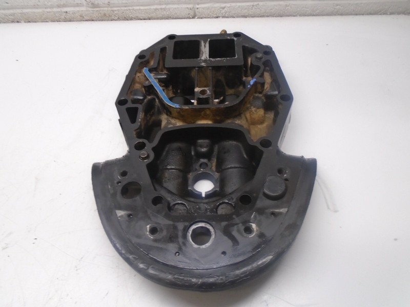 E618260A2 Mercury 1990-99 Exhaust Plate 105 JET 135 140 JET 150 175 200 HP