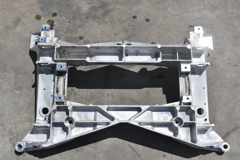 1997-04 CORVETTE C5 FRONT LOWER ENGINE SUBFRAME CROSSMEMBER OEM *10266822* USED