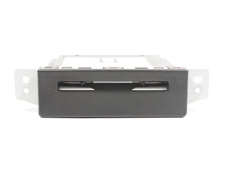 2014-2019 Chevy Silverado / GMC Sierra Center Console CD Player Media Module OEM