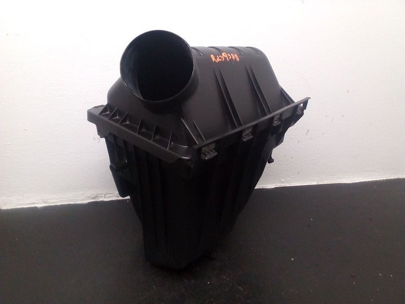 04-07 Jeep Liberty 3.7L Air Cleaner Box OEM 53013727AA