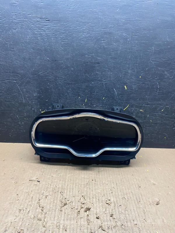 2013 Lincoln MKT Speedometer Instrument Gauge Cluster T1777 DG