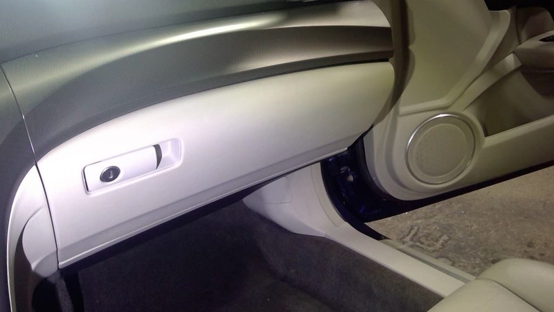 TL 2009-2014 Glove Box 1785447