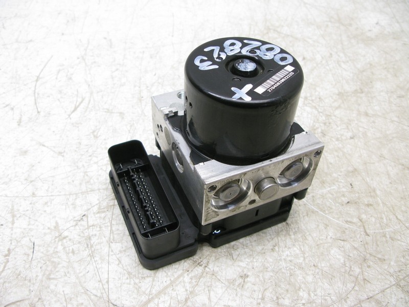 12-13 BMW F30 320i 328i 335i ABS ANTI LOCK BRAKE PUMP MODULE OEM 082823