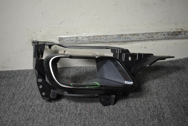 OEM BMW X5 G05 M REAR RIGHT EXHAUST TAIL PIPE TRIM 51128078670 8078670