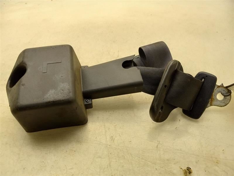 1995 TOYOTA COROLLA DX 1.8L DRIVER SIDE REAR SEAT BELT ASSEMBLY
