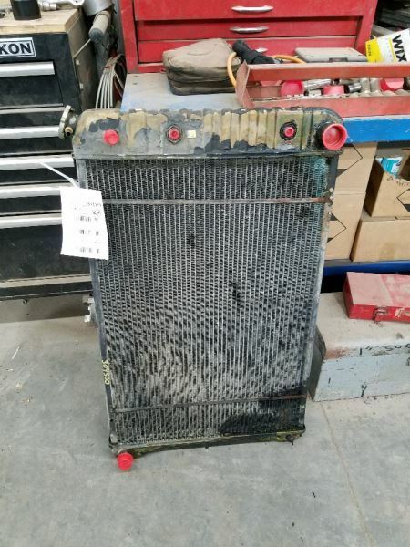 Radiator 8-350 19" High Fits 81-93 CHEVROLET FORWARD CONTROL 255276
