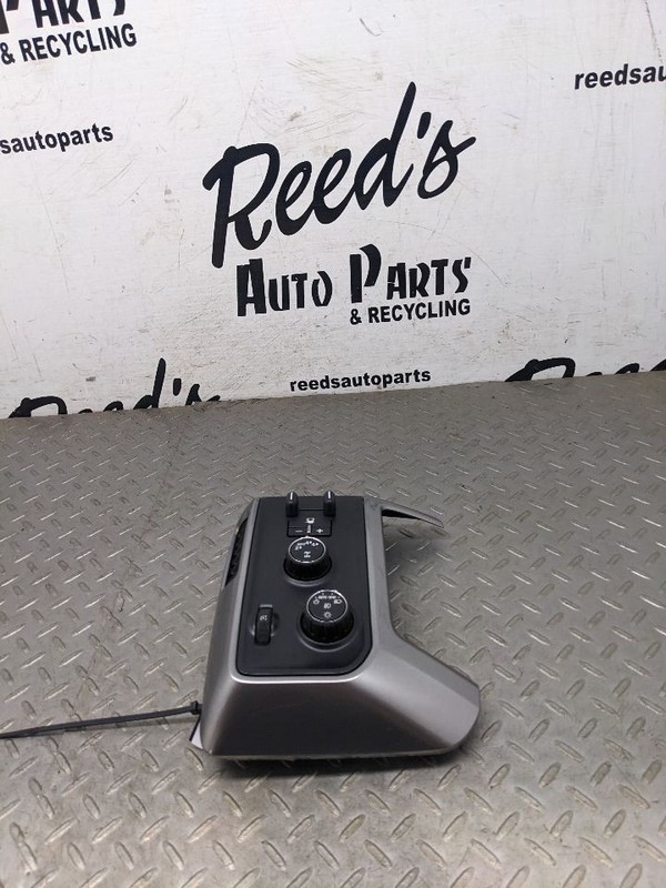 15-18 Silverado Sierra LH OEM LH Side Dash Trim Panel with Switches 1165192