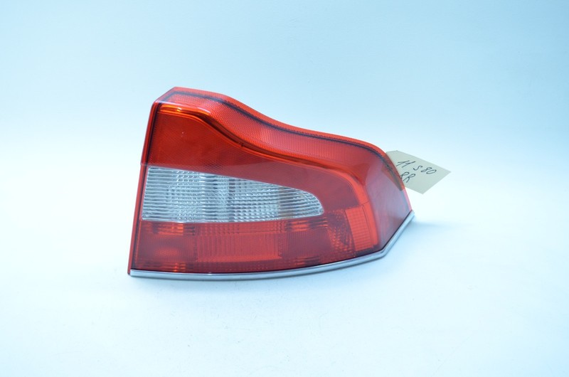 07-13 VOLVO S80 REAR RIGHT PASSENGER SIDE TAIL LIGHT LAMP OEM