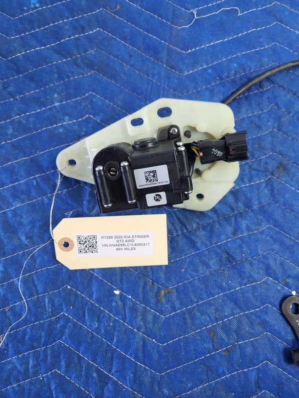 2018-2023 Kia Stinger GT2 Hood Lock Latch Actuator 3.3L AWD 48k Miles OEM