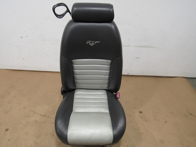 99-04 Ford Mustang GT 1999 Convertible Front Right Passenger Seat Assembly |