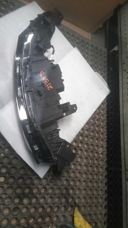 2023 Nissan Rogue Left Turn Signal Light Assembly 10062 Miles Used Black