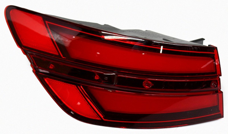 OEM Left Driver Side LED Tail Lamp For Genesis GV60 92410-CU100, Lens Crack