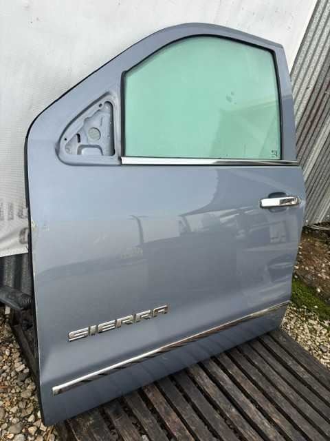 14 15 16 17 18 SIERRA SILVERADO CREW CAB LEFT FRONT DRIVER DOOR BS-418