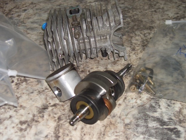 Solo 635 piston cylinder crankshaft chainsaw part only bin 498