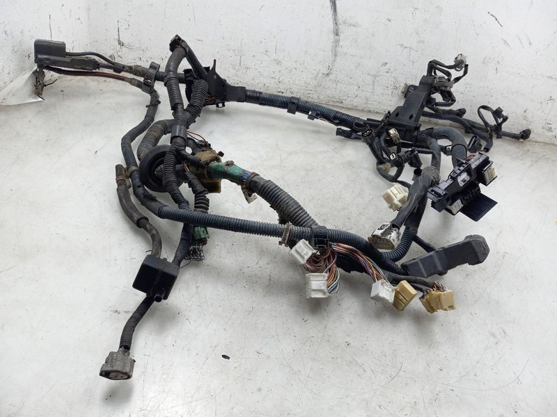 03 04 05 Toyota RAV 4 Engine Wire Harness 82121-42860