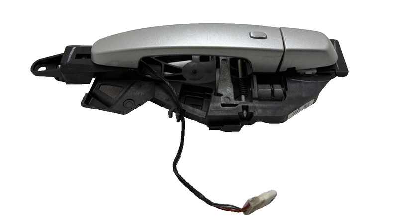 Chevrolet Camaro Front LH Driver Outside Door Handle 2016-2024 OEM 13521820