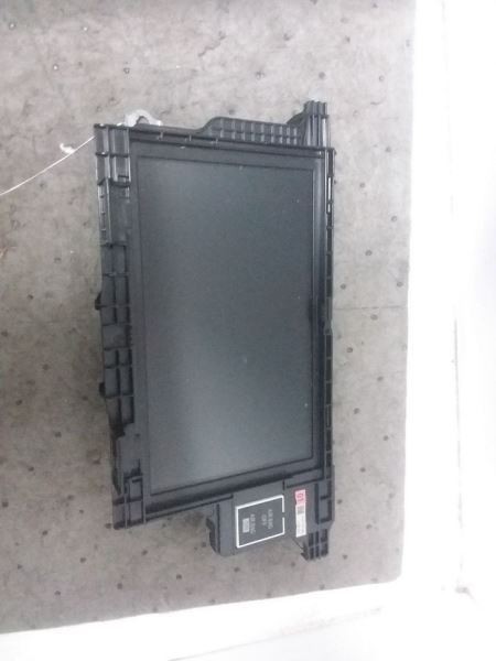 Radio Navigation Display Screen 8" Fits 17-18 LEXUS ES300H 86110-33081