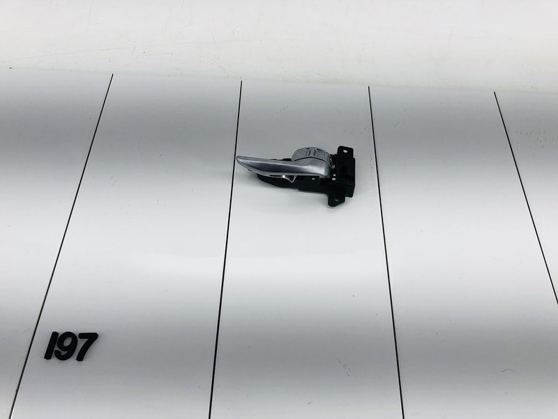 15-22 JEEP RENEGADE REAR RIGHT PASSENGER SIDE INTERIOR DOOR HANDLE OEM