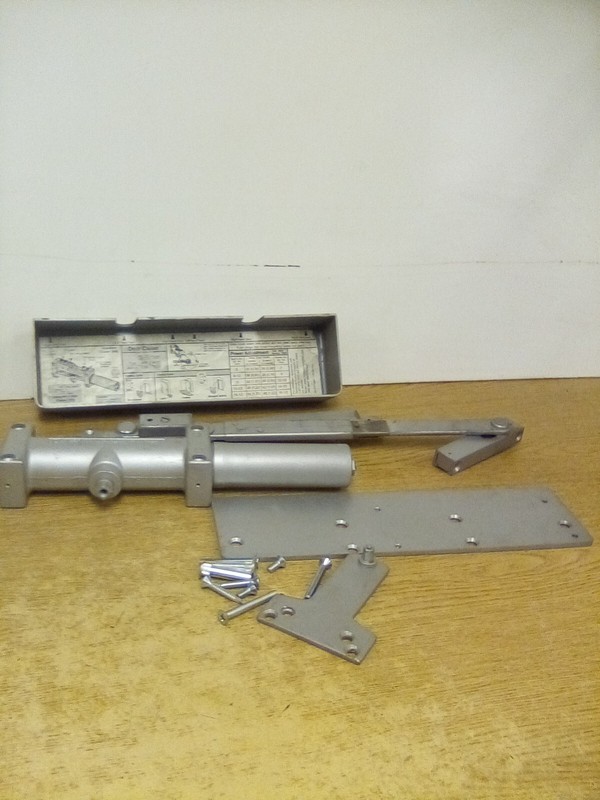 Norton Unitrol Series UNI-J7500 Heavy Duty Overhead Door Closer "MISSING...