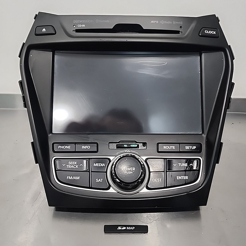 2013 - 16 Hyundai Santa Fe Radio Navigation MP3 Bluetooth CD XM 96560B81034X OE