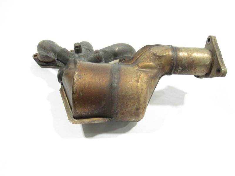 Scrap Metal 2.7L Right Exhaust Manifold Header Catalytic Converter 99-04 ;