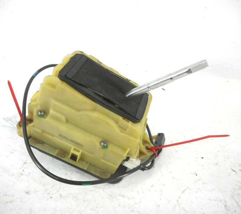 Mercedes-Benz C300 Automatic Transmission Floor Shifter W/ Cable OEM 2008