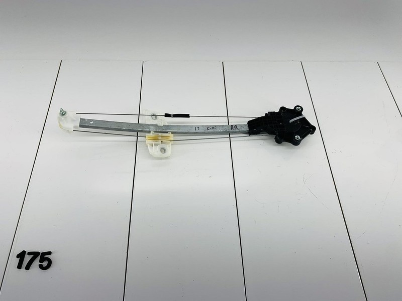 2016-2021 HONDA CIVIC SEDAN REAR RIGHT SIDE DOOR WINDOW REGULATOR OEM