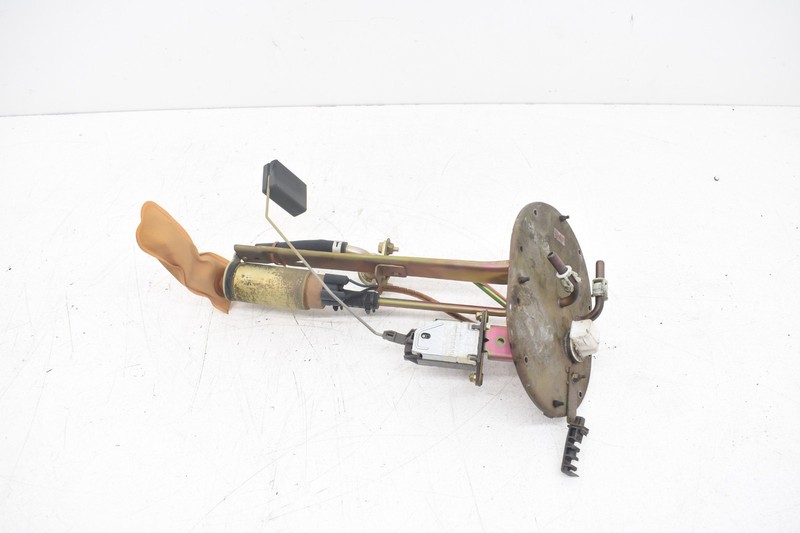 1999 Mazda Miata MX-5 NB 1.8L Fuel Pump Assembly w/ Level Sending Unit OEM KW88