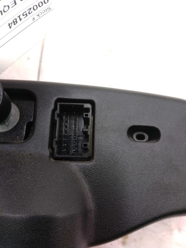 Used Front Center Interior Rear View Mirror fits: 2009 Chevrolet Equinox w/telem