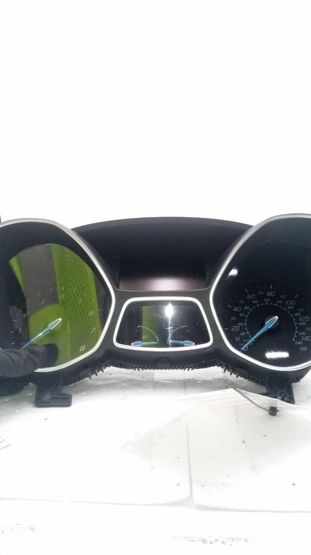 2012 Ford Focus Speedometer Gauge OEM White 131K Miles - NJ25-23667-598585