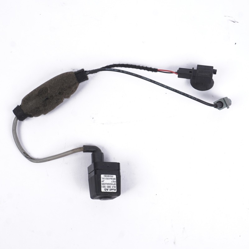 2008-2009 Audi A8 Rear View Back Up Camera 4L0980551 OEM