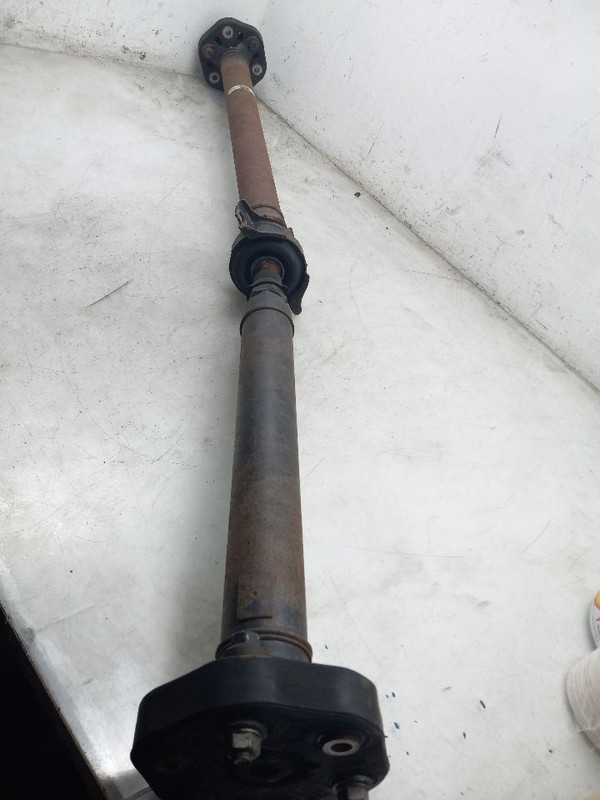 06-15 LEXUS IS350 3.5L RWD AT REAR DRIVE SHAFT