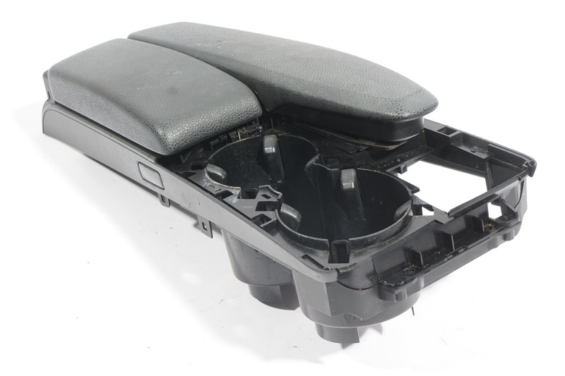 W204 MERCEDES 08-14 C250 C300 CENTER CONSOLE ARM REST CUP HOLDER BLACK