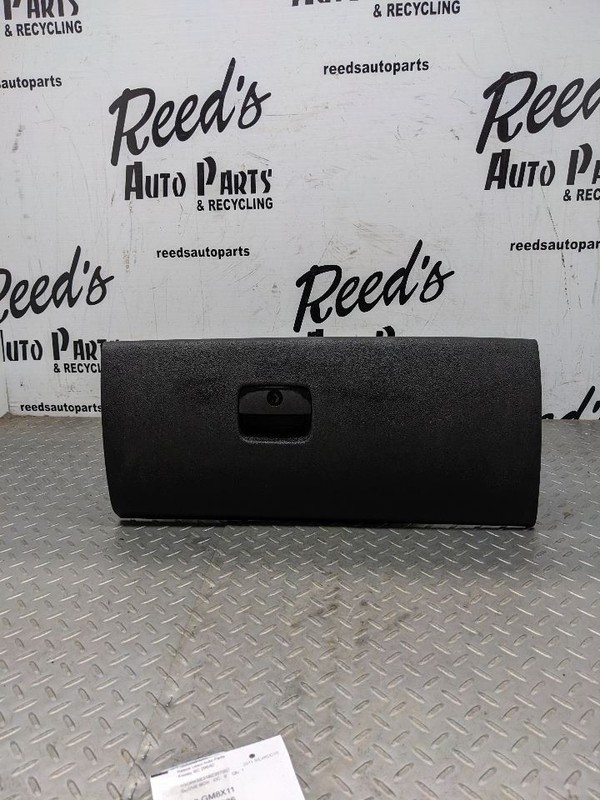 2007-2013 CHEVY SILVERADO GLOVE BOX P/N 25885282 GENUINE OEM SIERRA 1154164
