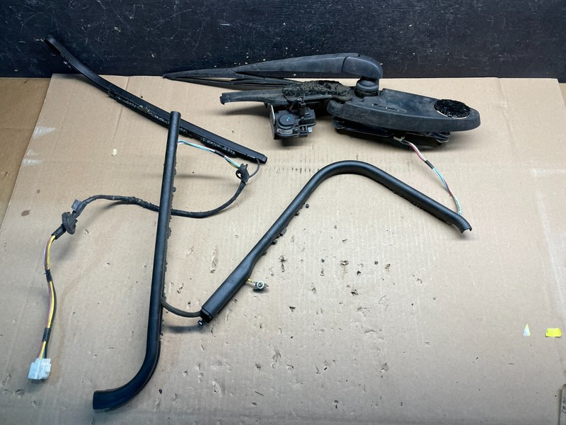 2011-2013 Jeep Grand Cherokee Tailgate Back Door Rear Wiper Motor Wiper U1432 DG