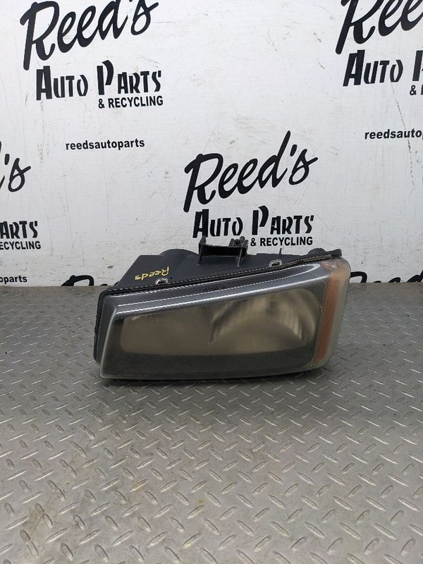 Driver Headlight Classic Style Fits 05-07 SILVERADO 1500 PICKUP 1162969