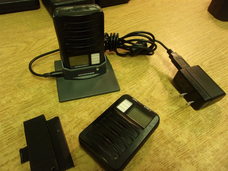 Swissphone RE629 Lot of 3 2-Voice Pagers w/ base & Charger*FREE SHIPPING*