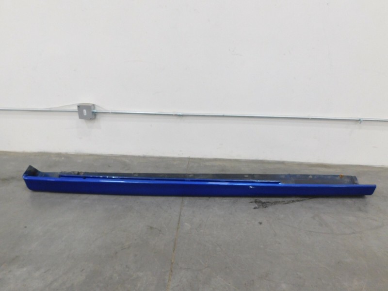 2006 05 06 Pontiac GTO Left Driver Side Skirt Rocker Panel #2910 H3