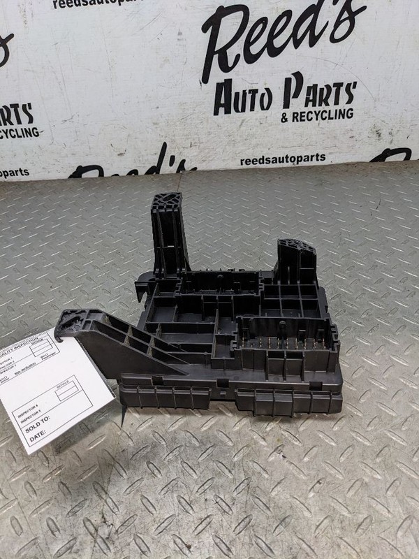 2014-2019 CHEVY SILVERADO 1500 DASH BODY WIRING HARNESS JUNCTION FUSE BL 1181901