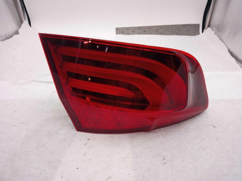 2011 BMW 528I Left Tail Light Assembly Blue OEM Used 132K Miles NJ25-26514