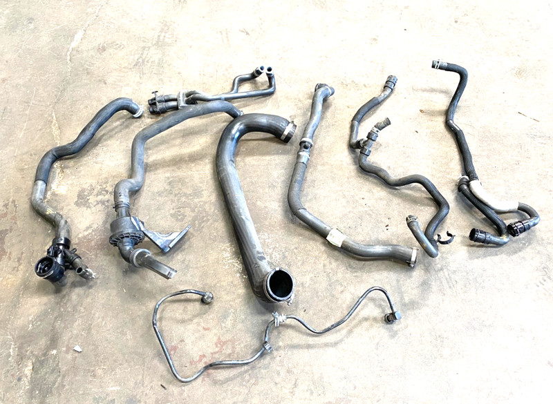 2012-2014 RANGE ROVER EVOQUE 2.0L ENGINE MOTOR COOLING RADIATOR HOSE OEM #A0.27
