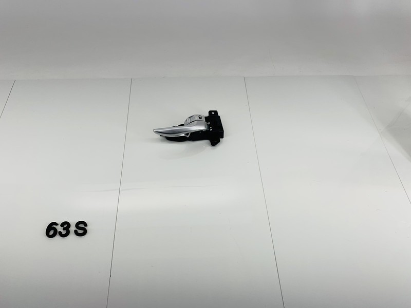 15-22 JEEP RENEGADE REAR RIGHT PASSENGER SIDE INTERIOR INNER DOOR HANDLE OEM