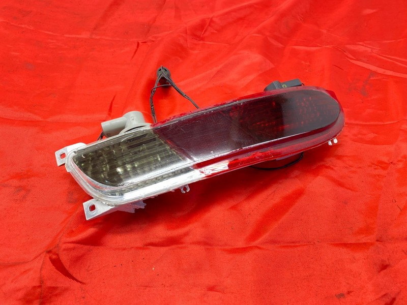 04-07 BMW E63 E64 M6 Rear Bumper Mounted Left Driver Side Reverse Taillight OEM✅