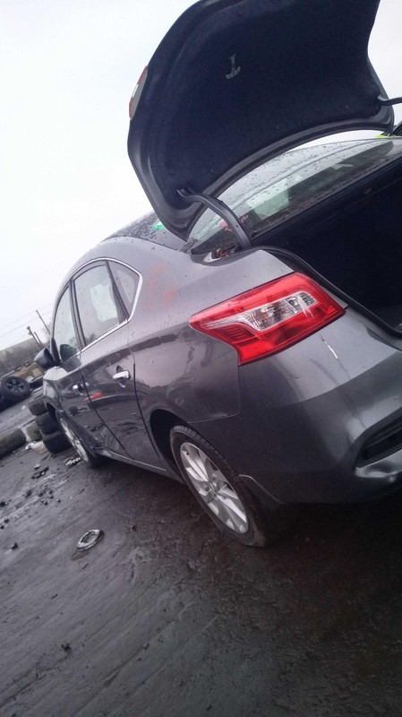2019 Nissan Sentra Left Door Glass Gold 406662 168K Miles Used Auto Part